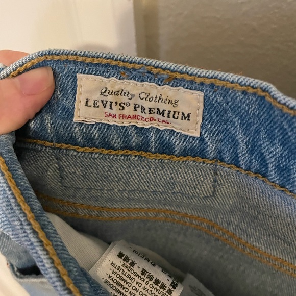 Women’s Levi’s 501 Skinny Jeans - Picture 3 of 9